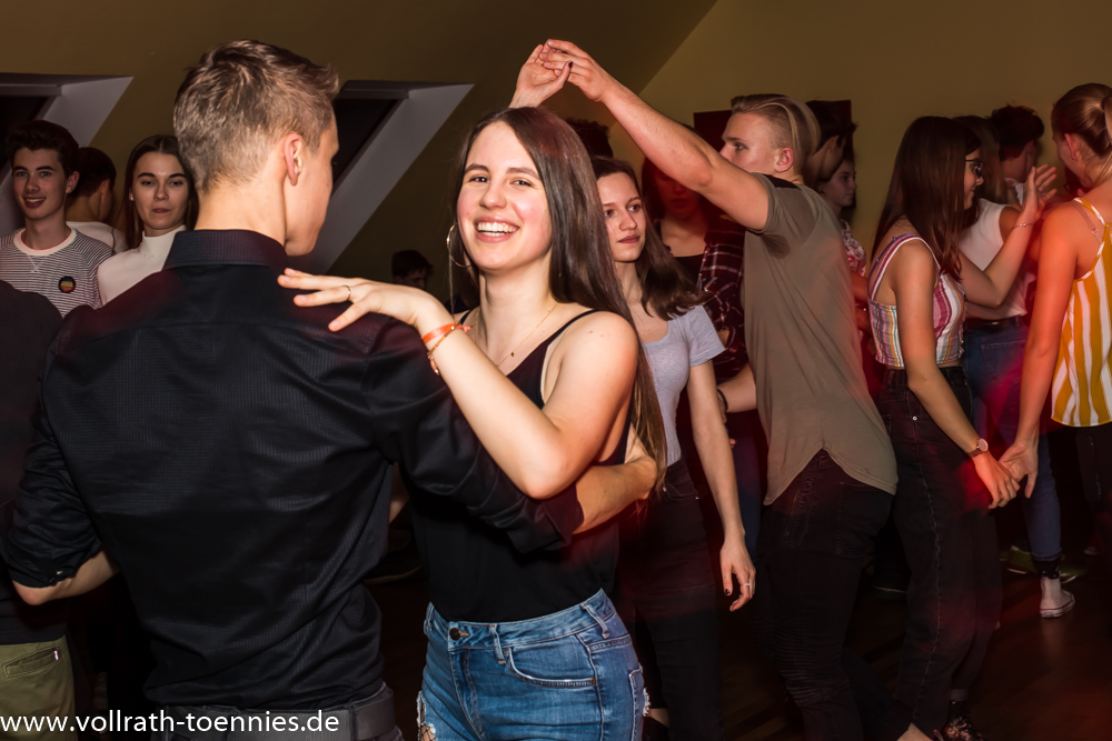2019 11 09 Tanzparty Jugend 0093